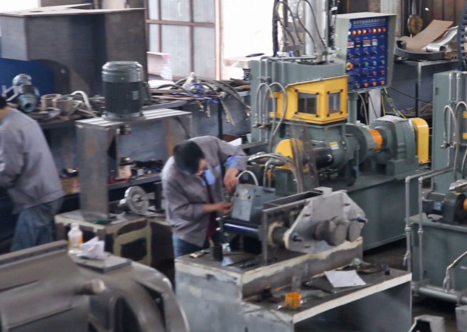 國產密煉機和進口密煉機有什么區(qū)別？