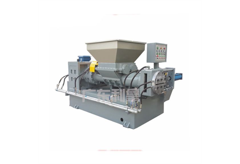 廣東利拿：橡膠擠出過(guò)濾機(jī)、自動(dòng)擠出過(guò)濾機(jī)、冷喂料擠出機(jī)的革新